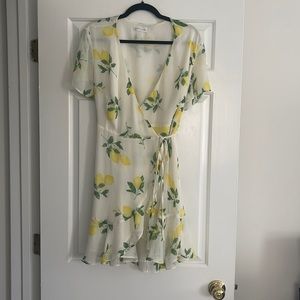 Vestique Lemon dress! Size medium worn once!